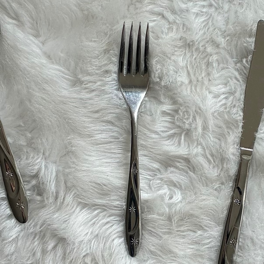 Vintage International Silver Americana Star Dinner Fork Mid-Century Modern USA